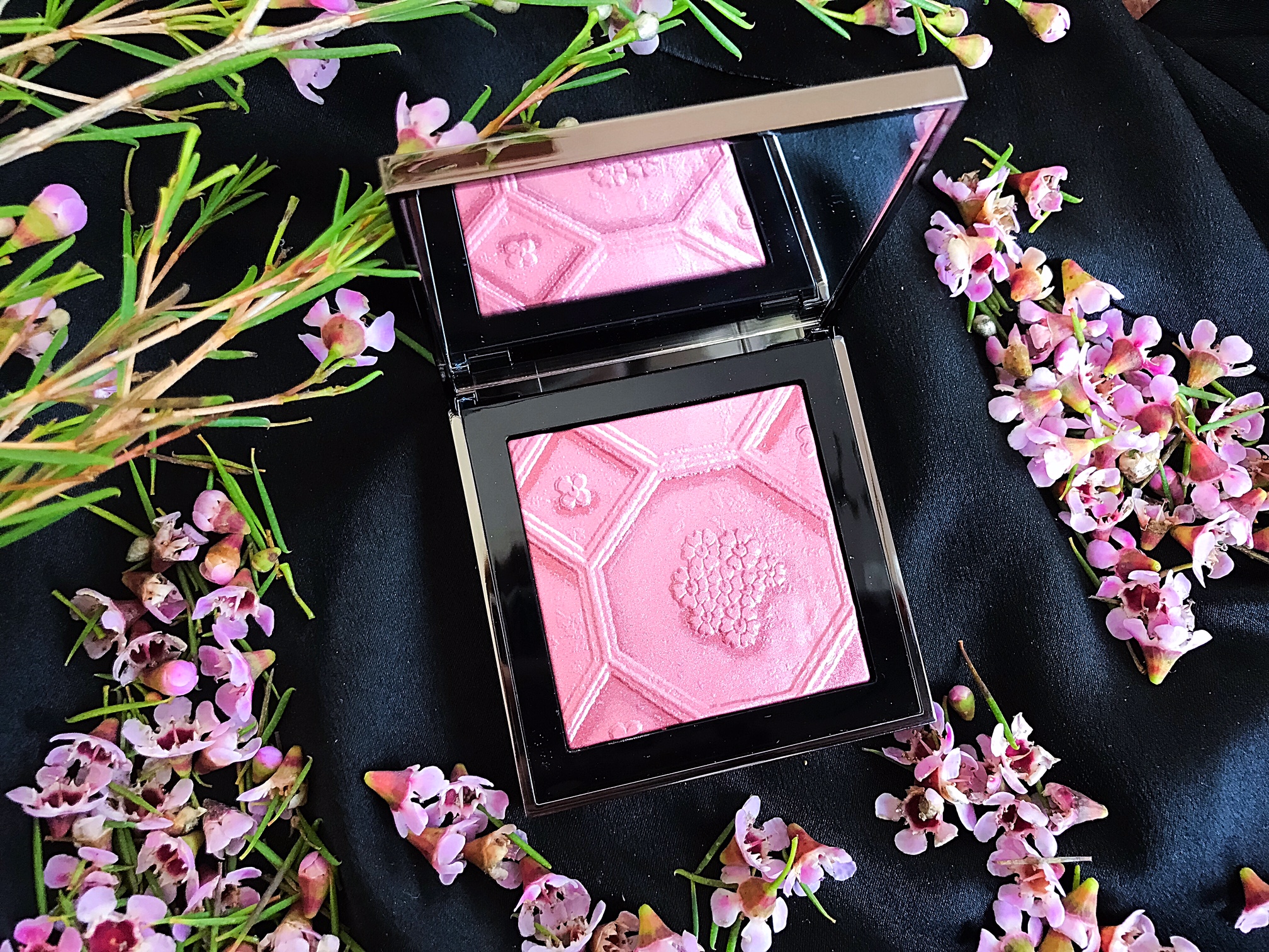 burberry silk and bloom blush palette