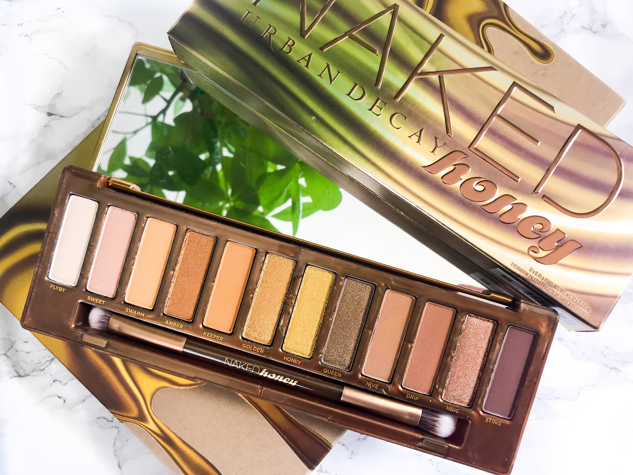 Review + Swatches: Urban Decay Naked Honey Palette 